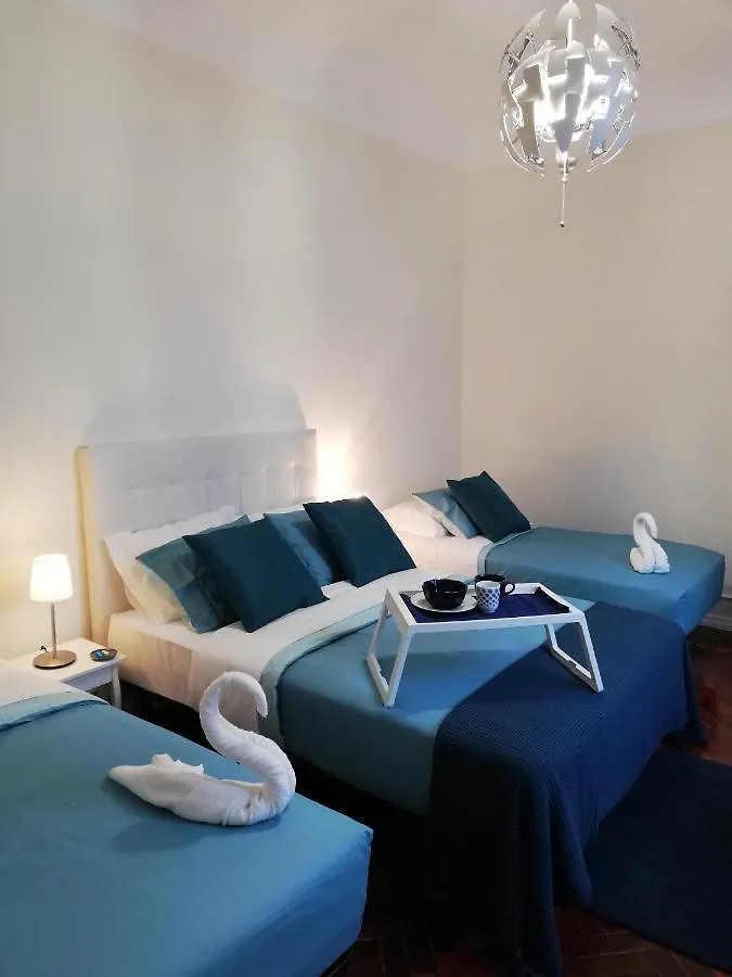 Blue Bairro Guesthouse Lisbon