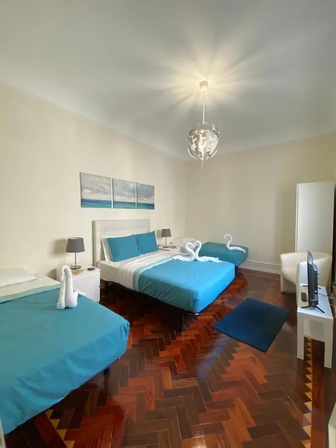 Blue Bairro Guesthouse Lisbon