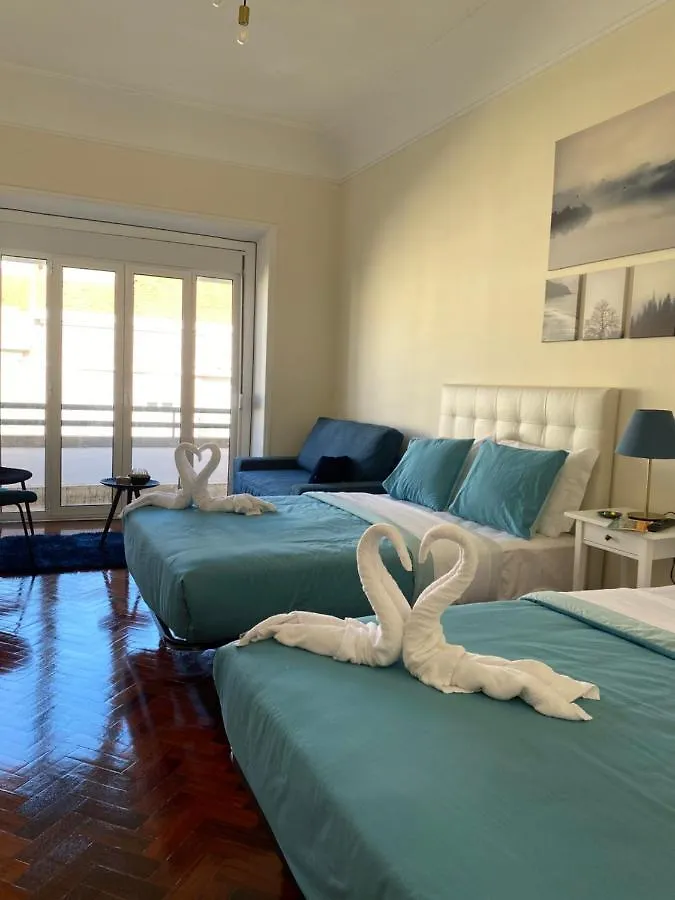 Blue Bairro Guesthouse Lisbon 0*,