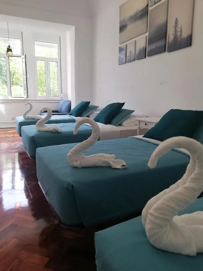 Blue Bairro Guesthouse Lisbon 0*,